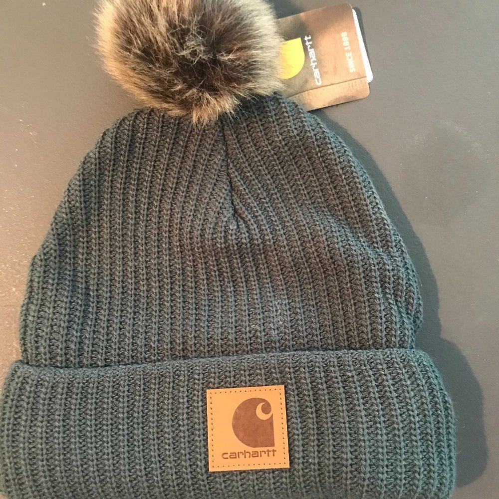 Carhartt Beanie with pompom